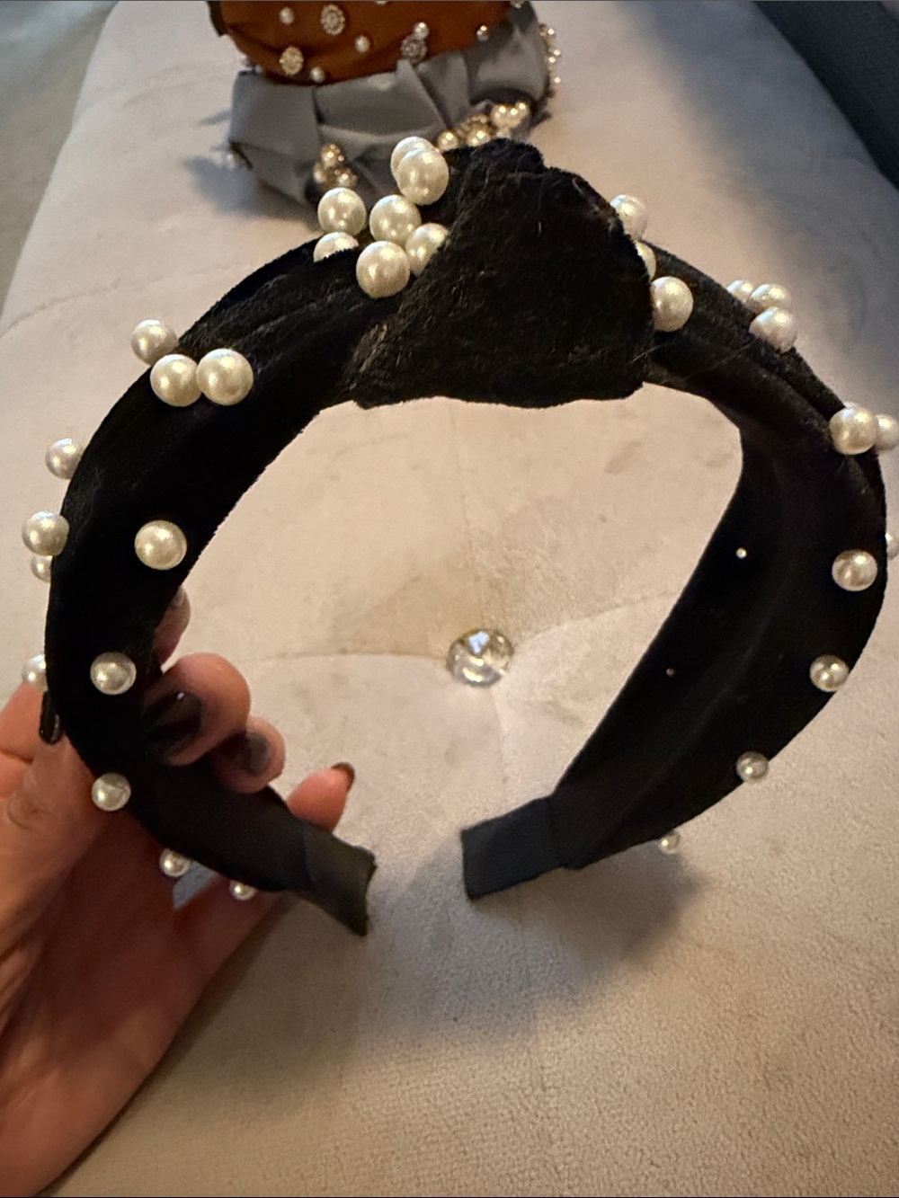 Black Pearl-Embellished Velvet Headband